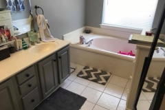 bathroom renovation before